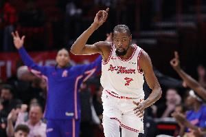 冲击4连胜！火箭战魔术先发：阿门、奥科吉、杜兰特、小贾、申京