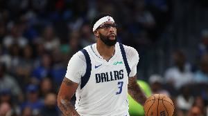 左小腿拉伤缺席过去8场!官方:浓眉恢复进展顺利 7-10天重新评估