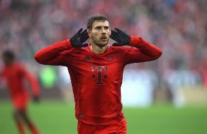 记者:拜仁不打算冬窗套现格雷茨卡,球员想续约得大幅降薪